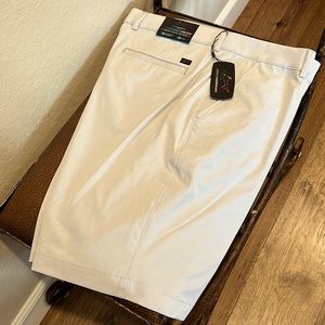 Greg Norman Performance Shorts Comfort Waistband 4-Way Stretch Fabric Easy Care!